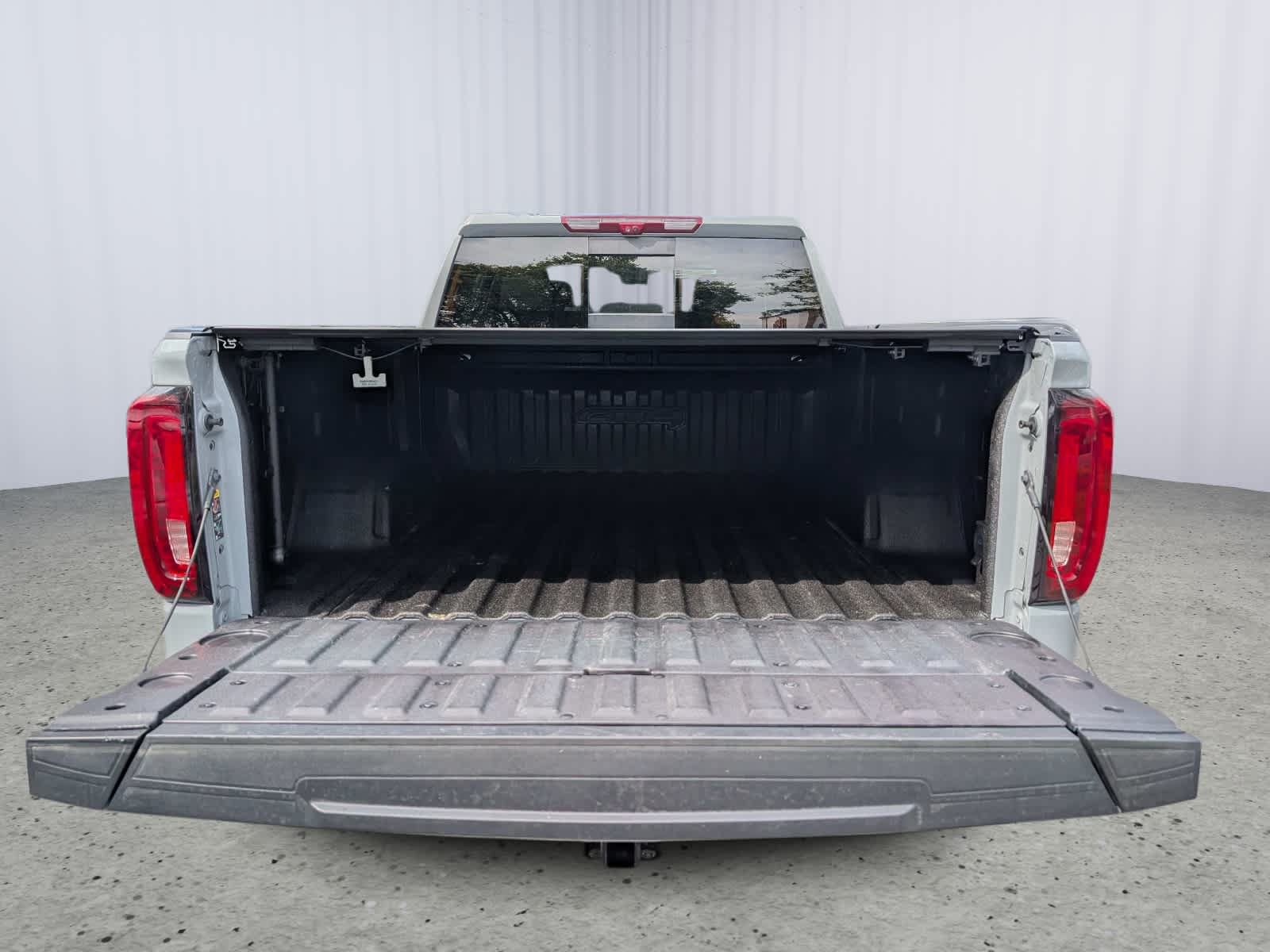Certified 2024 GMC Sierra 1500 AT4 w/ Technology Package AWD/4WD image 15