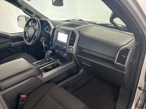 Used 2018 Ford F150 XLT w/ Equipment Group 302A Luxury AWD/4WD image 22