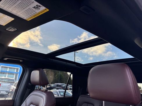 Used 2024 Ford Expedition Max Limited image 16