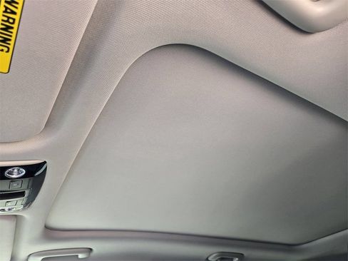 New 2026 Kia Sorento S w/ S Panoramic Sunroof Package FWD image 20