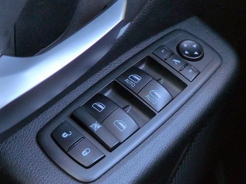 Used 2020 RAM 1500 Big Horn RWD image 22