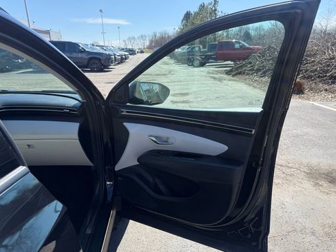 Used 2023 Hyundai Tucson Limited AWD/4WD image 54