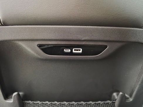 New 2026 Chrysler Pacifica Select image 32