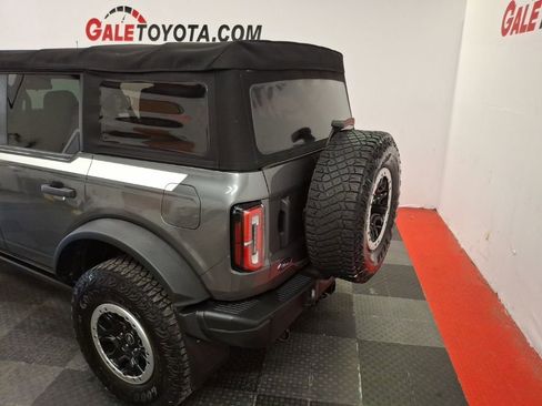 Used 2022 Ford Bronco Badlands w/ Sasquatch Package image 7