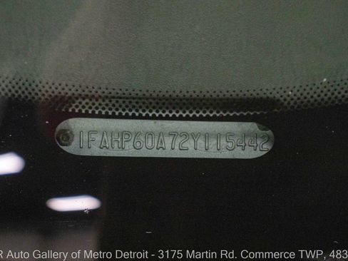 Used 2002 Ford Thunderbird Deluxe image 19