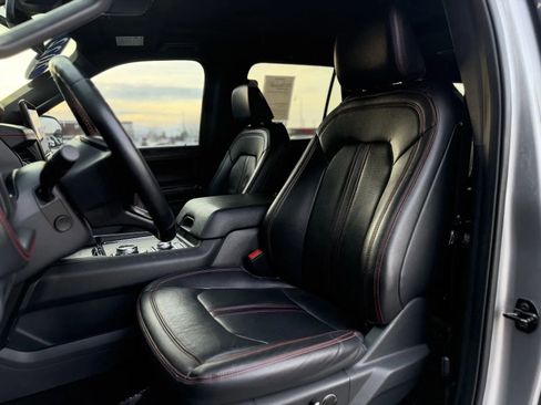 Used 2022 Ford Expedition Max Limited image 15