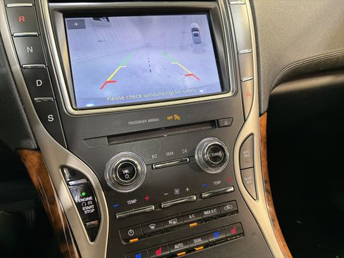 Used 2020 Lincoln Nautilus Reserve image 19