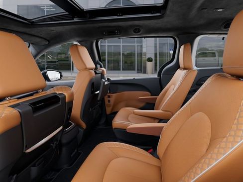 New 2026 Chrysler Pacifica Pinnacle image 23