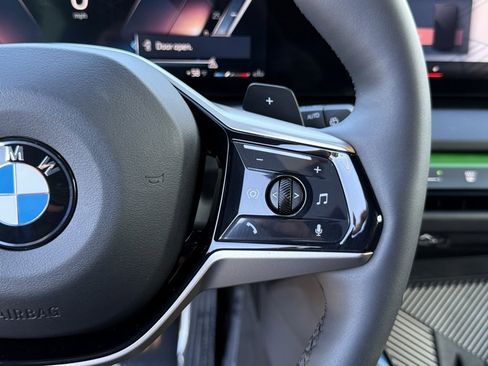 Used 2025 BMW X3 xDrive30i w/ Premium Package image 27