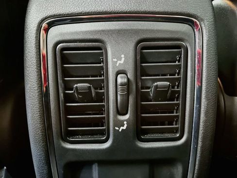 Used 2021 Jeep Grand Cherokee Laredo X RWD image 26