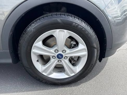 Used 2015 Ford Escape SE w/ Equipment Group 201A AWD/4WD image 9