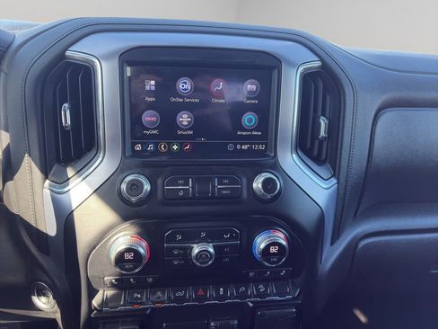 Used 2020 GMC Sierra 1500 SLT w/ SLT Premium Package image 18