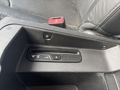 Used 2013 RAM 3500 Laramie image 28