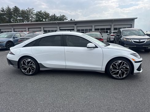 Certified 2023 Hyundai Ioniq 6 SEL w/ Cargo Package image 4