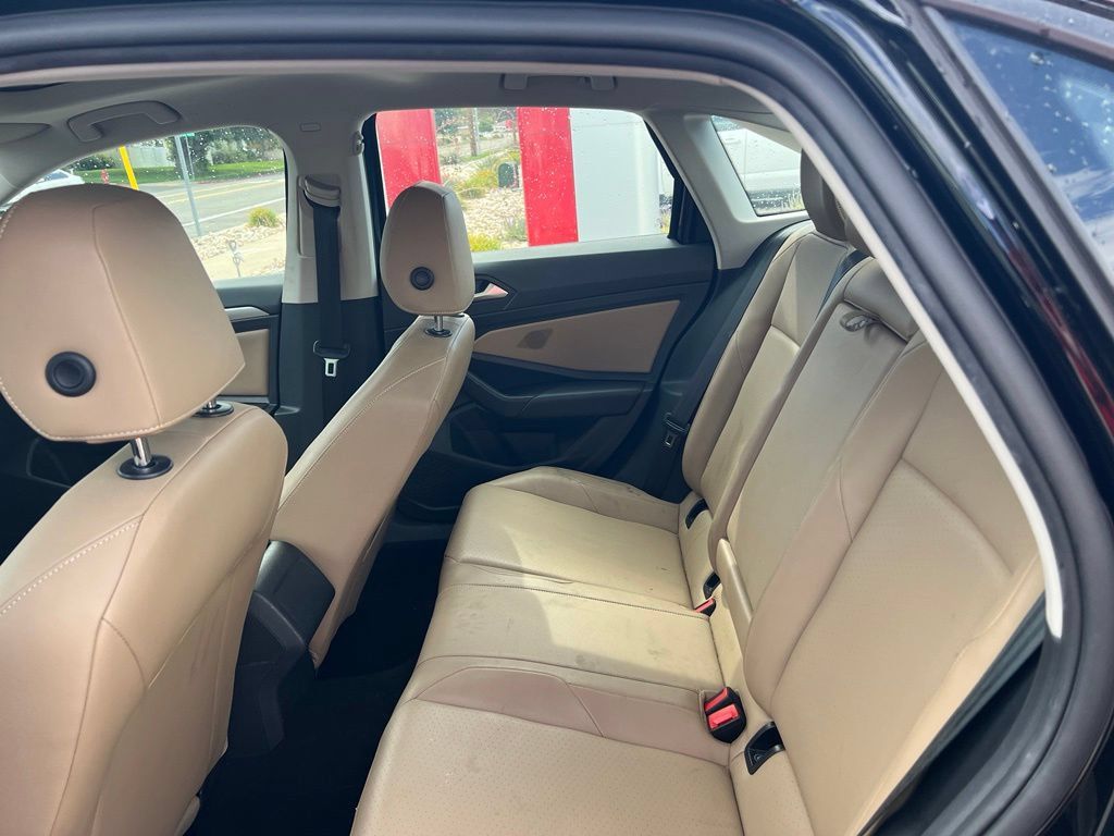 Used 2019 Volkswagen Jetta SE FWD image 8