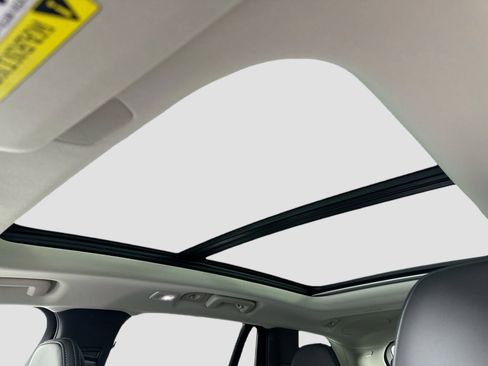 New 2025 Volvo XC90 T8 Ultra w/ Protection Package Premier image 13