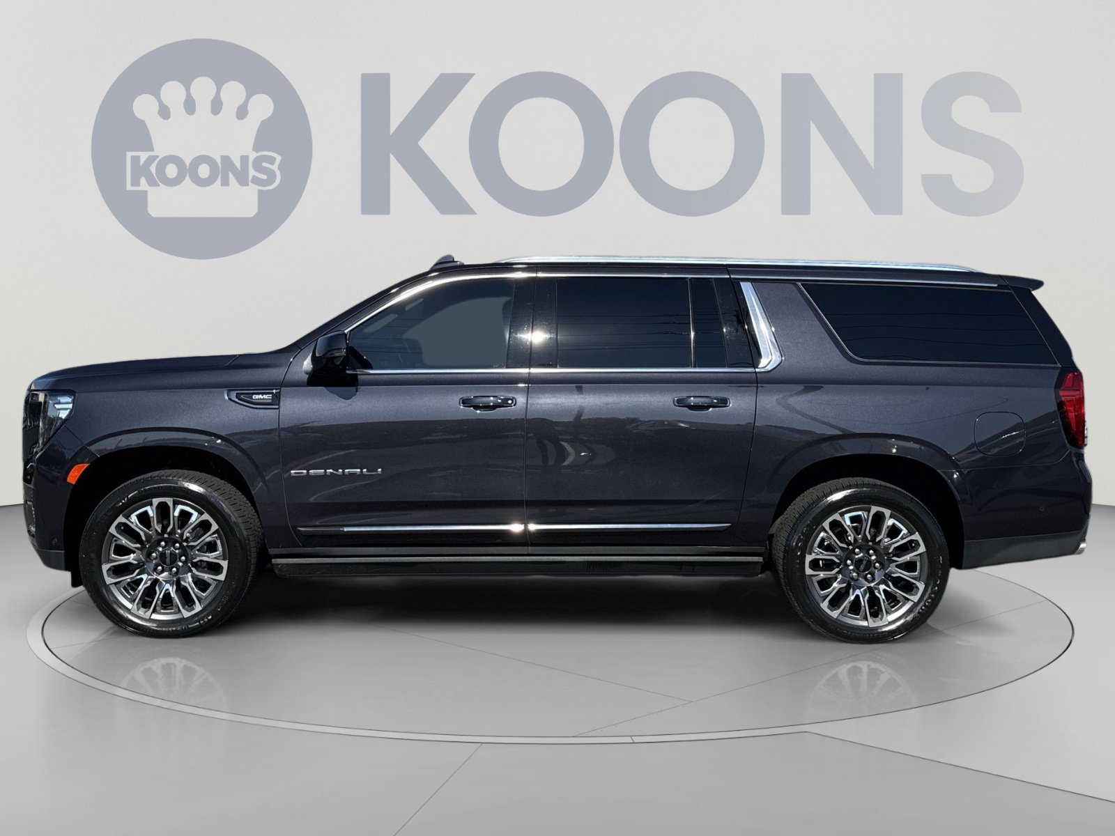 Used 2024 GMC Yukon XL Denali Ultimate AWD/4WD image 2