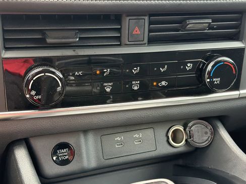 Certified 2025 Nissan Rogue S FWD image 6