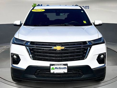 Certified 2023 Chevrolet Traverse LT image 2