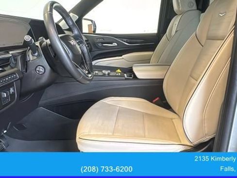 Used 2024 Cadillac Escalade Sport w/ LPO, ONYX Package AWD/4WD image 18