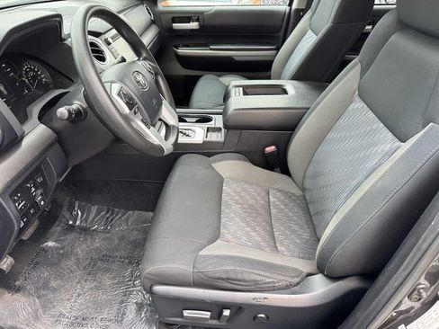 Used 2018 Toyota Tundra SR5 w/ SR5 Upgrade Package RWD image 26