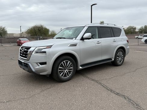Certified 2024 Nissan Armada SL image 1