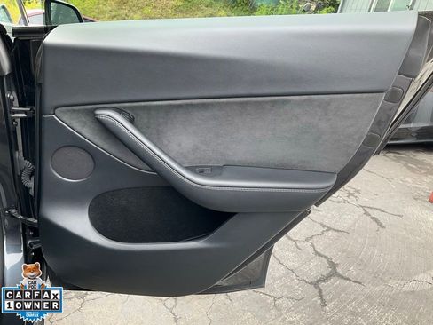 Used 2024 Tesla Model Y 2WD image 55