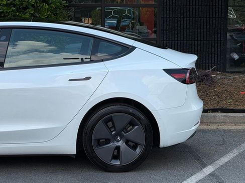 Used 2021 Tesla Model 3 Standard Range Plus RWD image 11