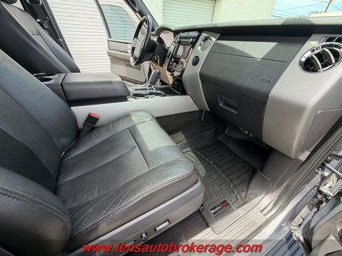 Used 2014 Ford Expedition Limited w/ Equipment Group 301A RWD image 18
