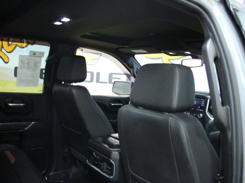 Used 2020 GMC Sierra 1500 AT4 w/ AT4 Preferred Package AWD/4WD image 10