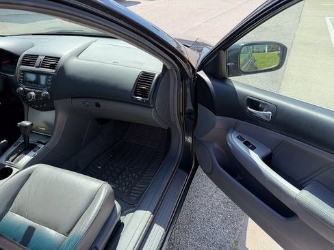 Used 2005 Honda Accord EX-L image 16