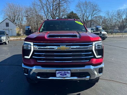Used 2024 Chevrolet Silverado 2500 LTZ w/ LTZ Plus Package image 21