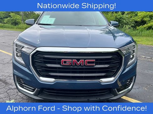 Used 2024 GMC Terrain SLE AWD/4WD image 35