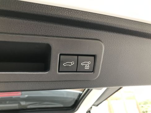 Certified 2026 Toyota 4Runner TRD Off-Road Premium AWD/4WD image 29