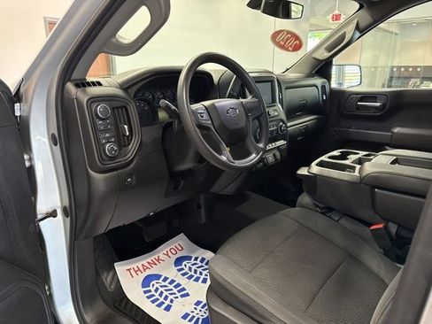 Used 2020 Chevrolet Silverado 1500 Custom Trail Boss w/ Custom Convenience Package AWD/4WD image 27