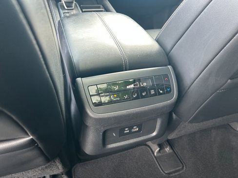 Used 2022 Nissan Pathfinder SL w/ SL Premium Package FWD image 35
