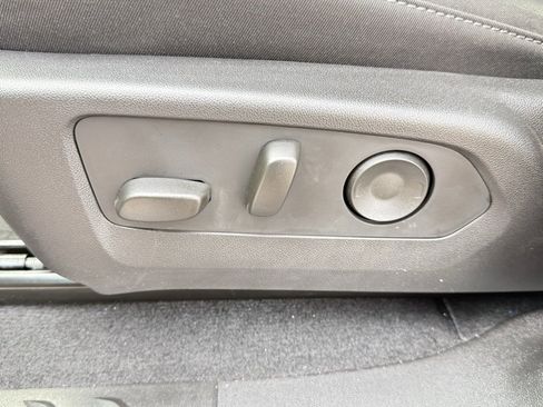 New 2026 GMC Canyon Elevation w/ Convenience Package image 20