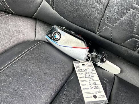 Used 2024 BMW X5 xDrive40i w/ M Sport Package image 15