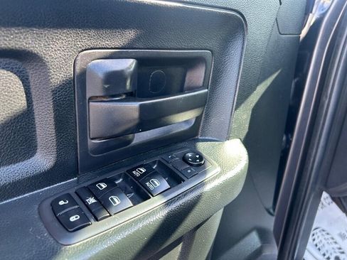 Used 2018 RAM 1500 Tradesman w/ Popular Equipment Group AWD/4WD image 40
