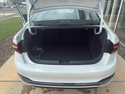 New 2026 Volkswagen Jetta SEL image 15