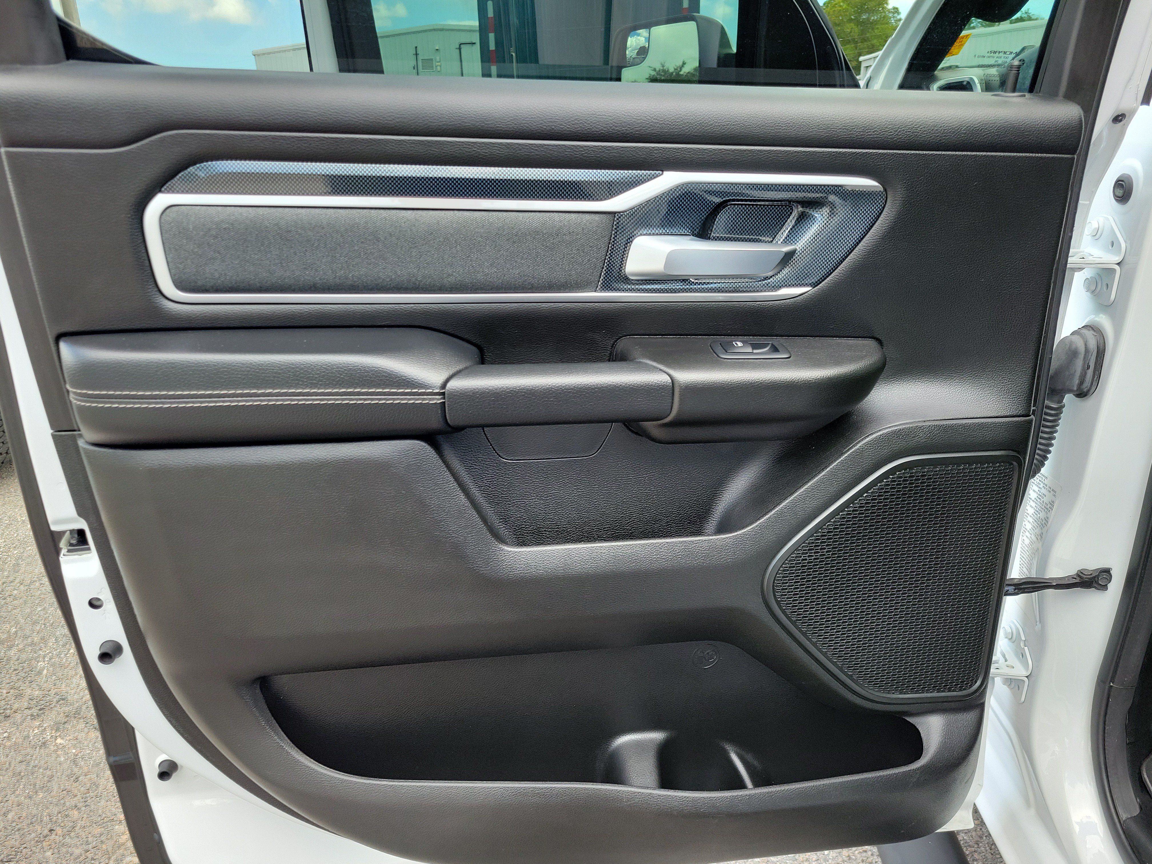 Used 2022 RAM 1500 Big Horn AWD/4WD image 13