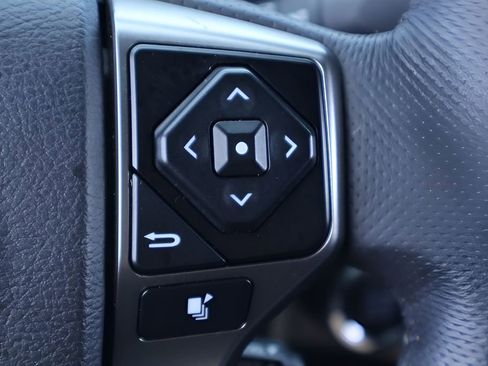 Certified 2021 Toyota Tacoma Limited image 20