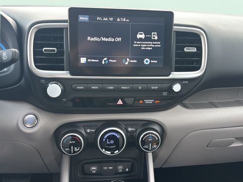 New 2026 Hyundai Venue SEL FWD image 11