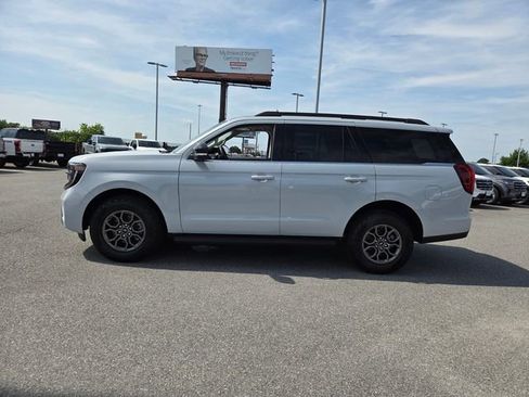 New 2026 Ford Expedition Active RWD image 37
