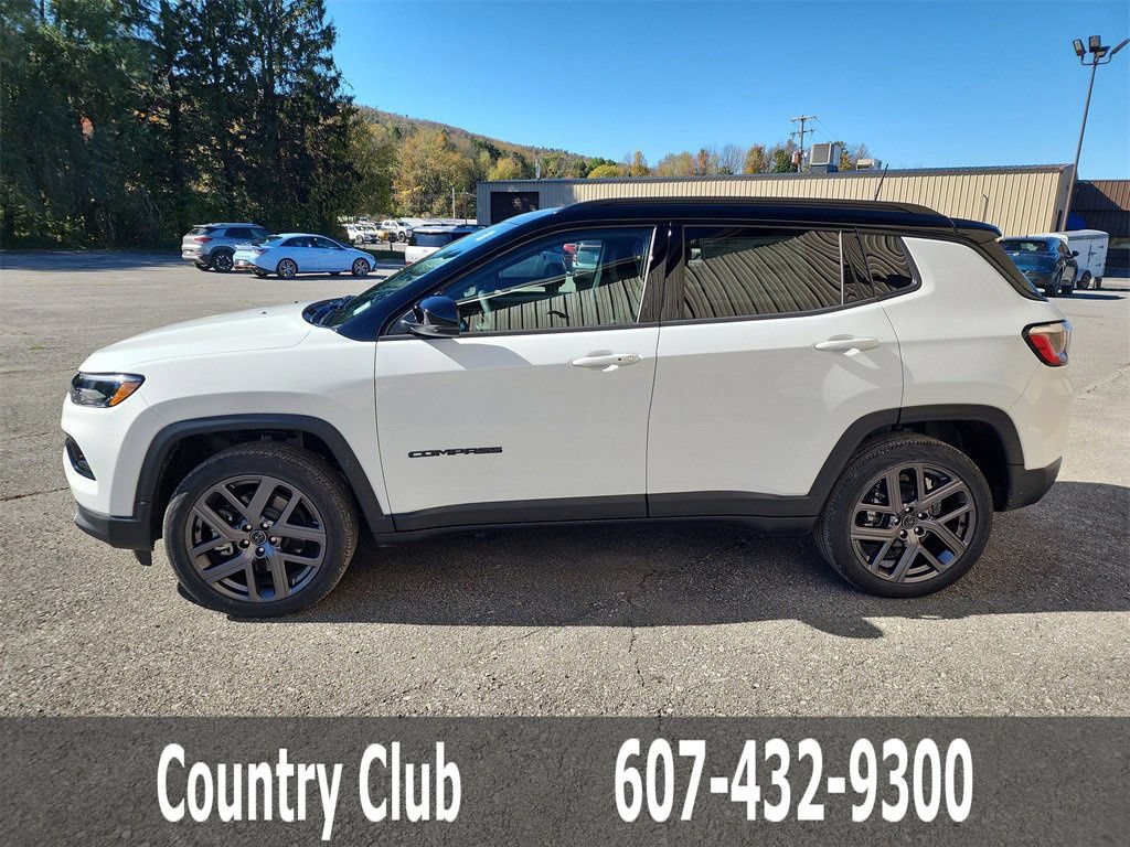 New 2025 Jeep Compass Limited w/ Sun & Sound Group AWD/4WD image 5