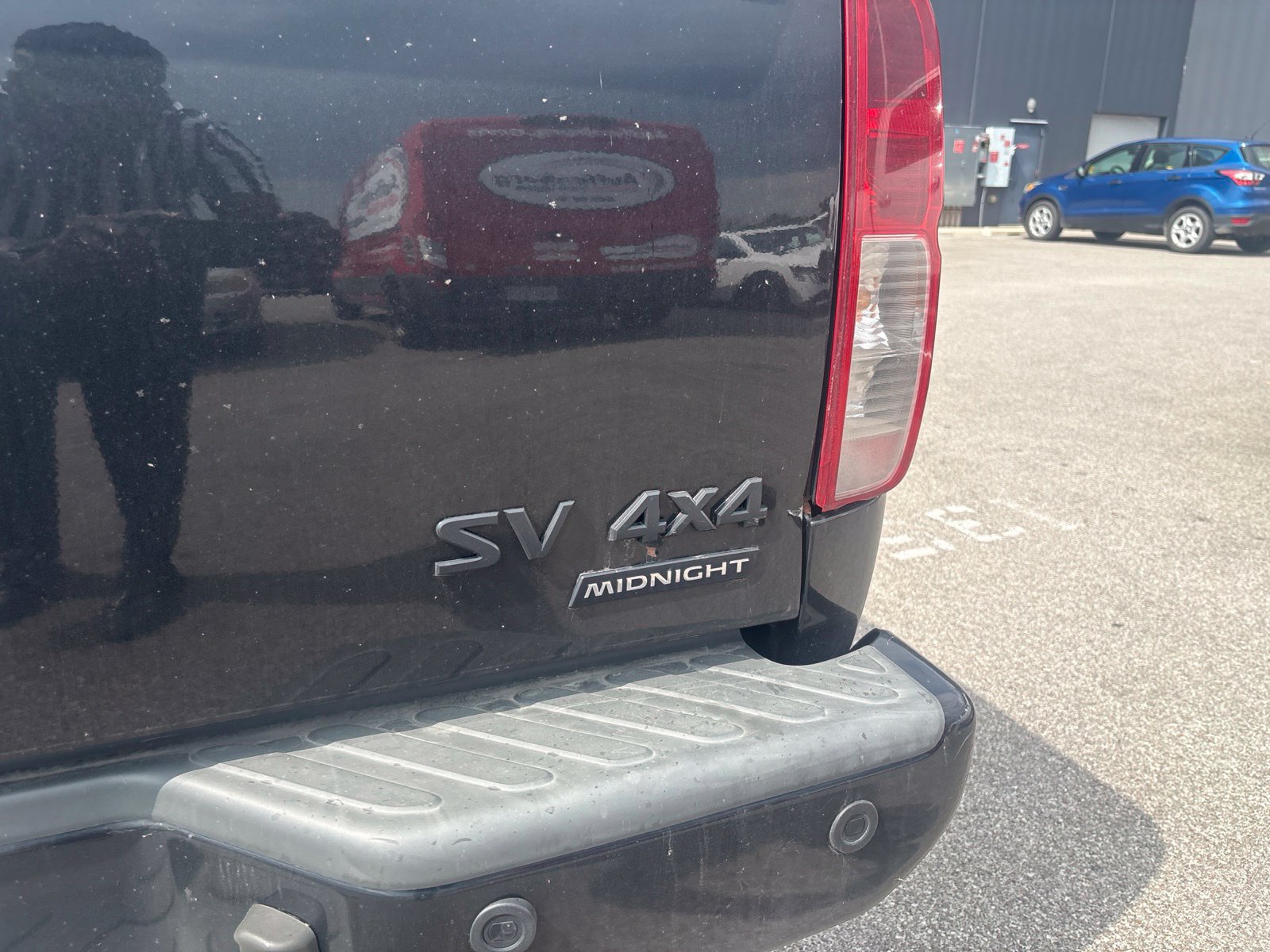 Used 2020 Nissan Frontier SV w/ Midnight Edition Floor Mats AWD/4WD image 6