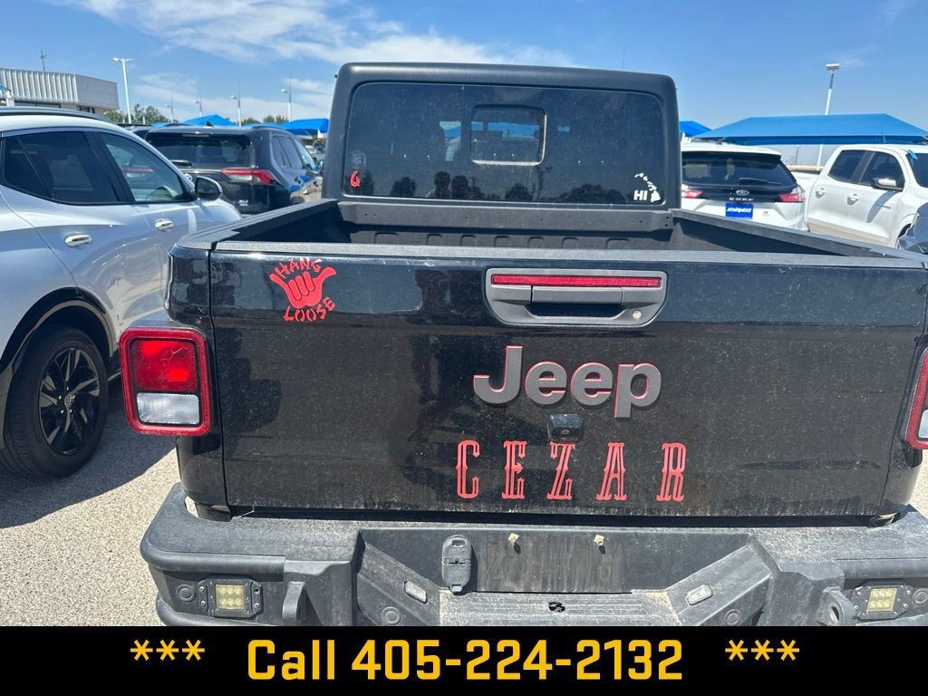 Used 2022 Jeep Gladiator Rubicon AWD/4WD image 5
