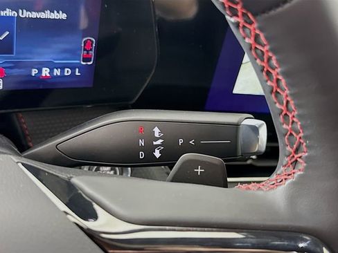 New 2026 Chevrolet Equinox RS w/ Convenience Package III FWD image 18