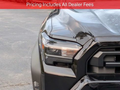 Used 2026 Toyota 4Runner SR5 RWD image 11