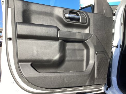 Used 2026 Chevrolet Silverado 1500 Custom w/ Turbomax Blackout Package image 28